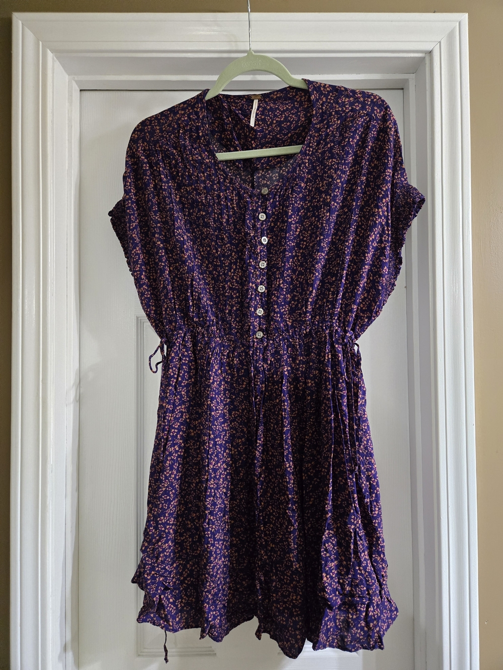 Free People Size Small Purple Floral Print Short Sleeve Dress